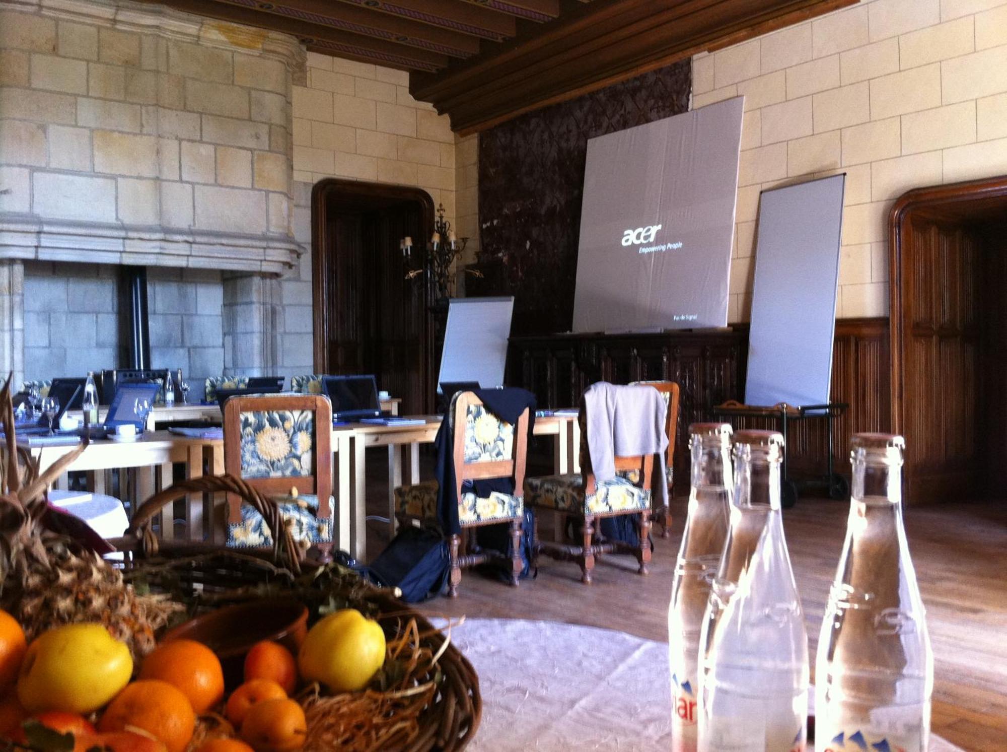 Chateau De Busset Εξωτερικό φωτογραφία