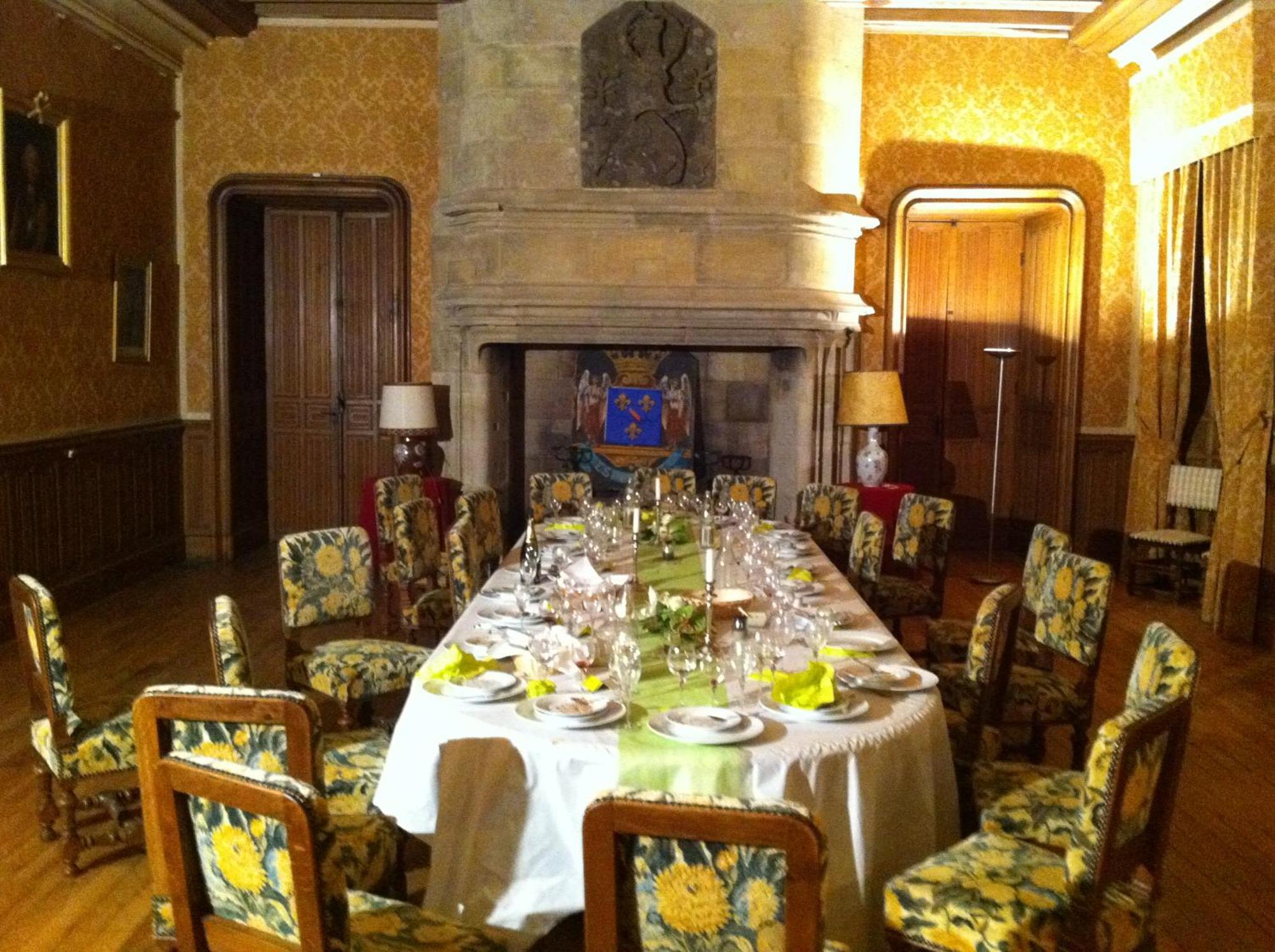 Chateau De Busset Εξωτερικό φωτογραφία